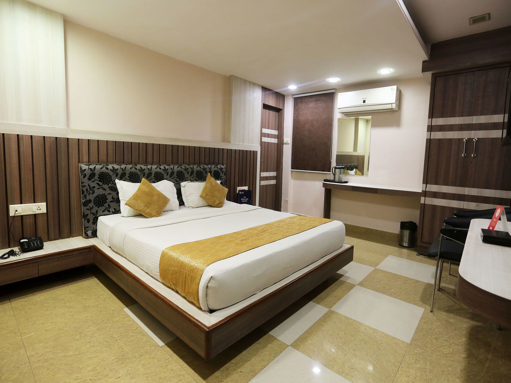 Flagship The Surbhi Hotel Bhopal Exterior photo
